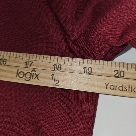 Dog Sentiment Graphic Sweatshirt, Women's Size M With Matching Socks, NWOT - Picture 7 of 9